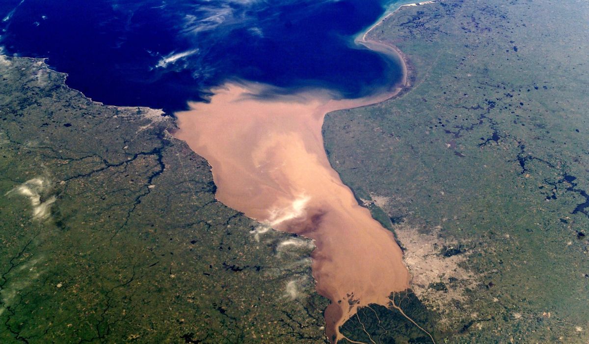 Imagens de Satélite - Imagem: Canva/Reprodução Imagens de Satélite - Imagem: Canva/Reprodução