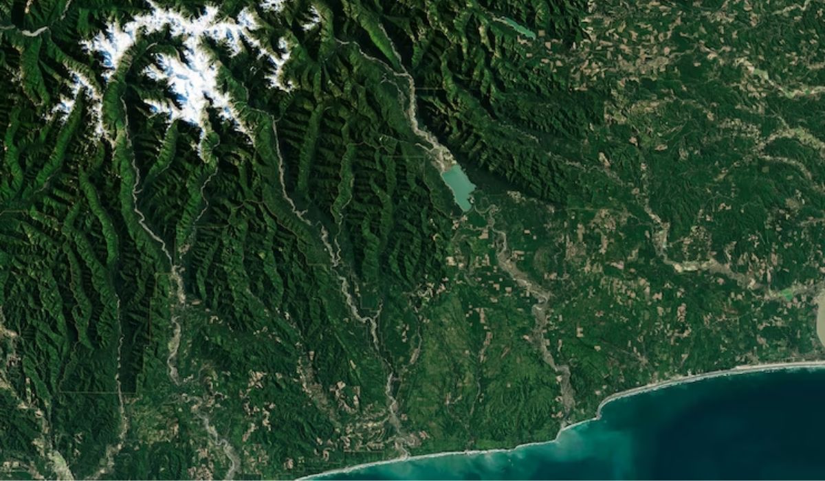 Imagens de Satélite da Terra — Imagem: Freepik/Reprodução Imagens de Satélite da Terra — Imagem: Freepik/Reprodução