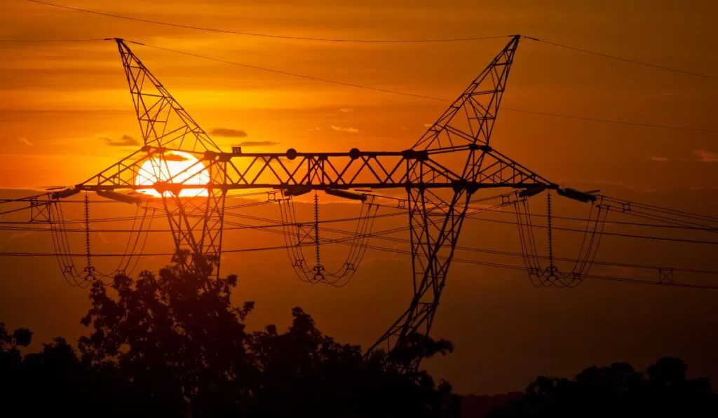 Gestão Geoespacializada de Transmissão - GGT — Imagem: Canva/Reprodução